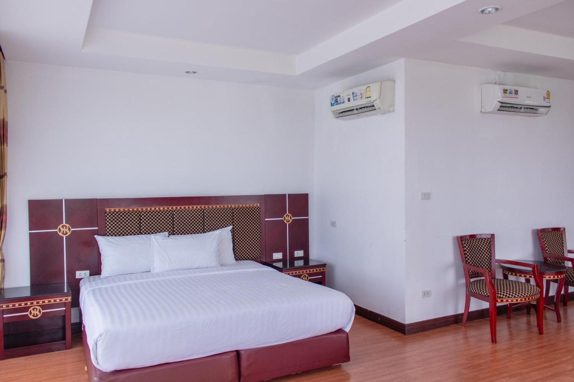Jomtien Hisotel Exteriér fotografie