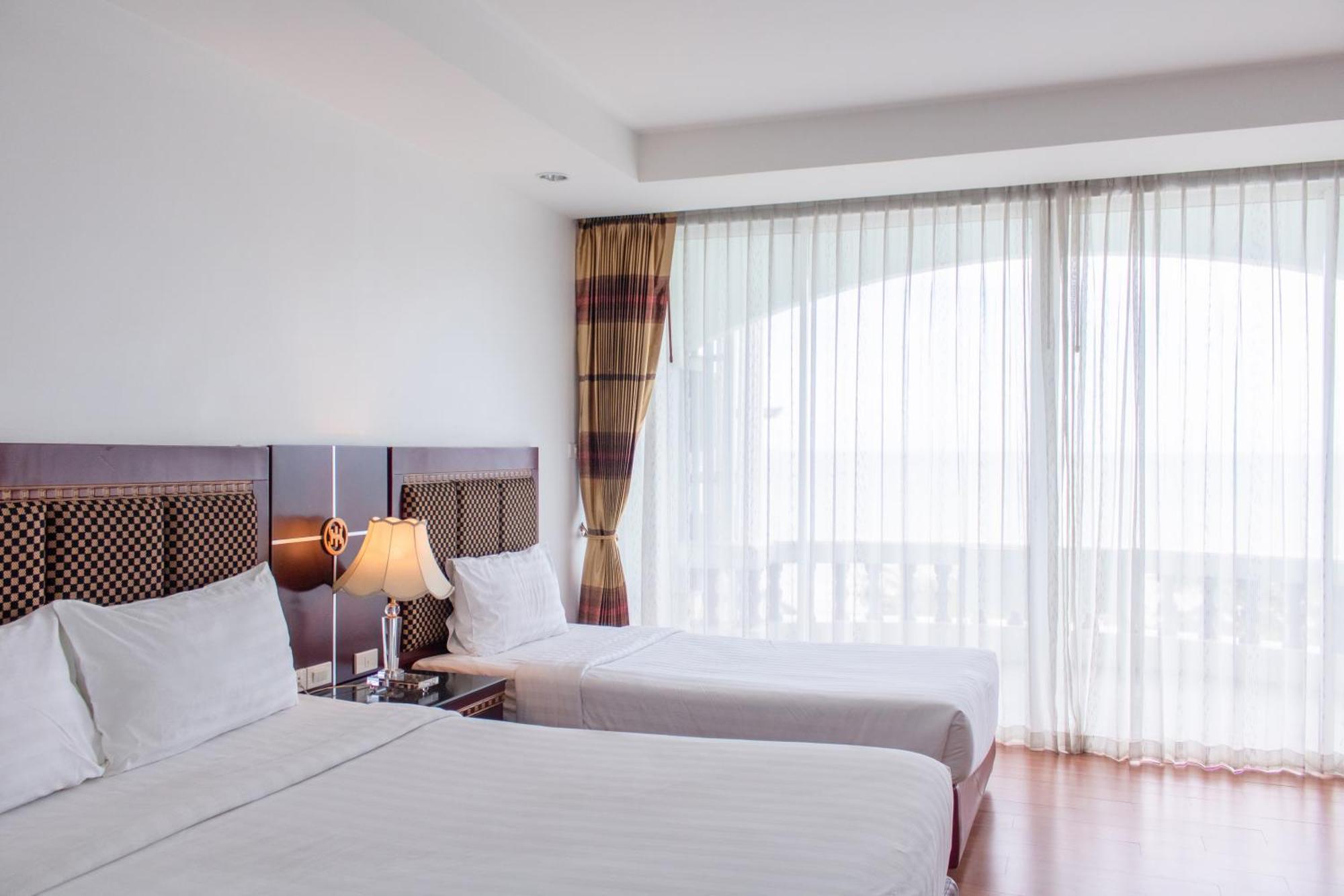 Jomtien Hisotel Exteriér fotografie