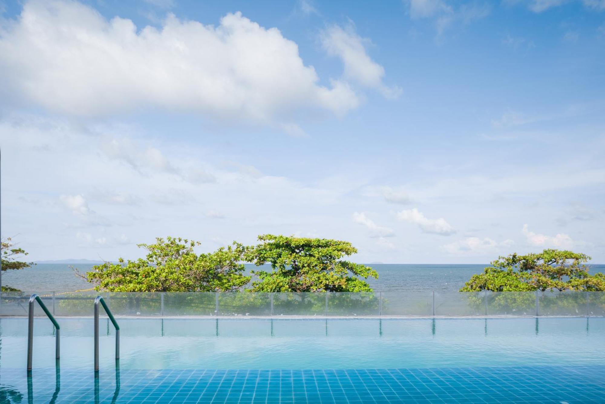 Jomtien Hisotel Exteriér fotografie