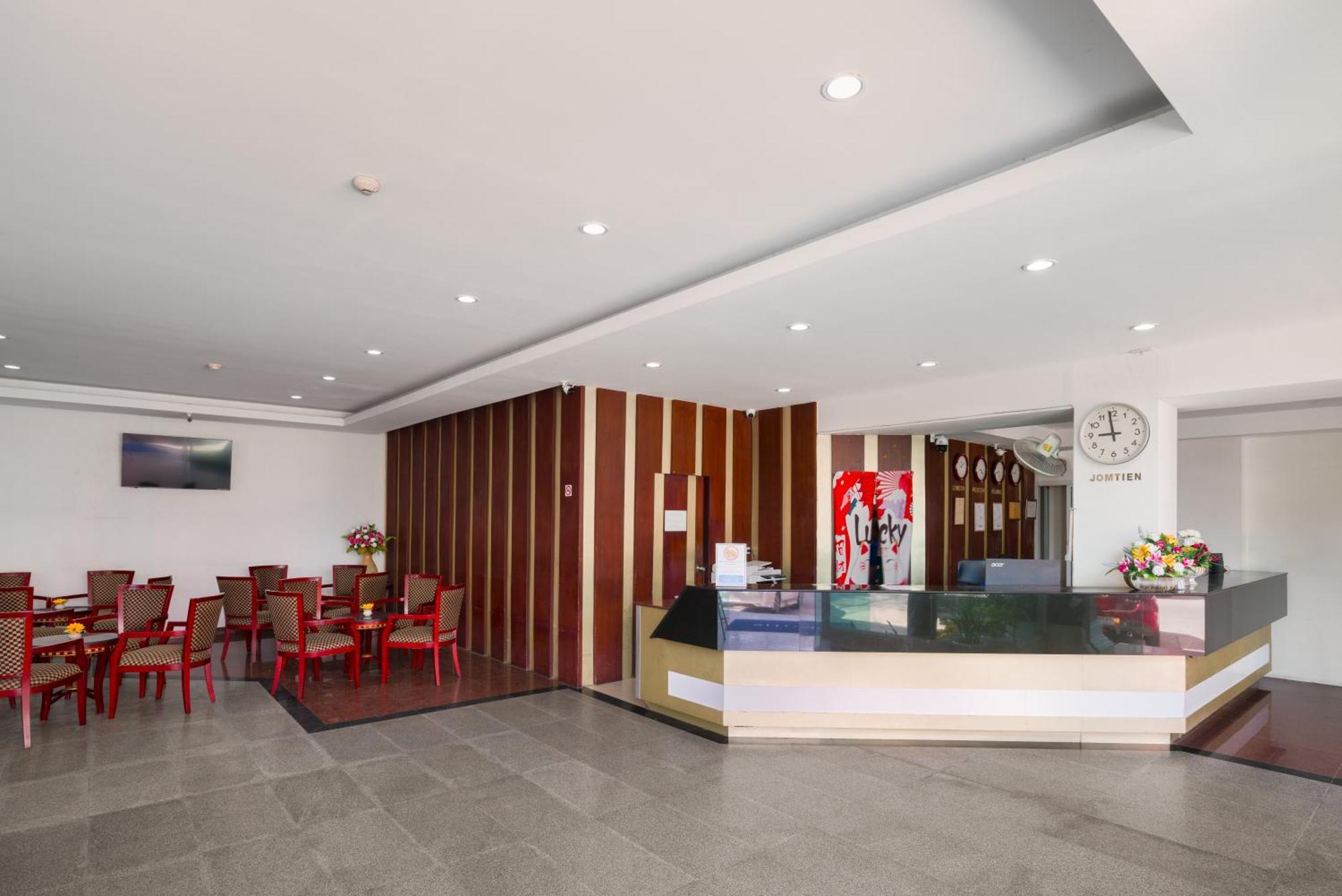 Jomtien Hisotel Exteriér fotografie