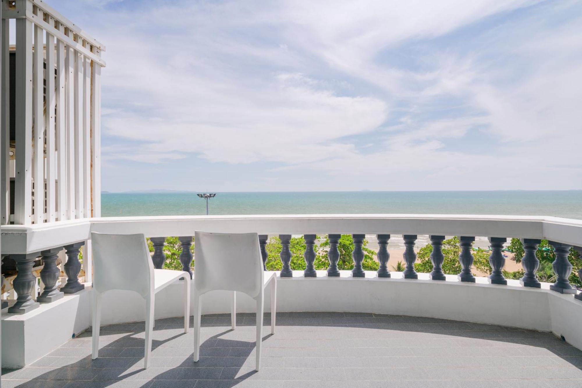 Jomtien Hisotel Exteriér fotografie